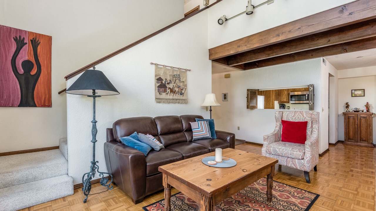 Photo of Livingroom in West Beach
