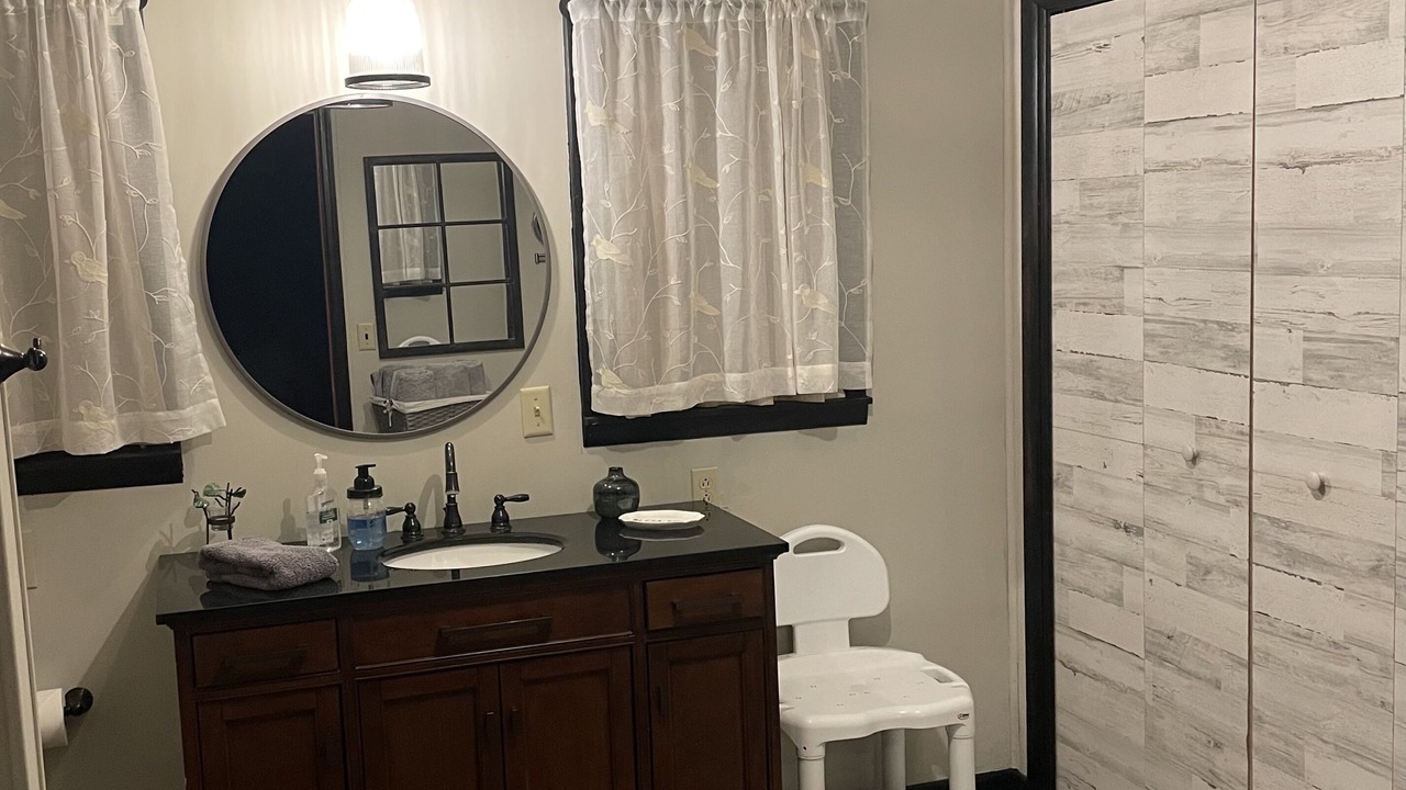 Photo of Bathroom in Blue Ridge