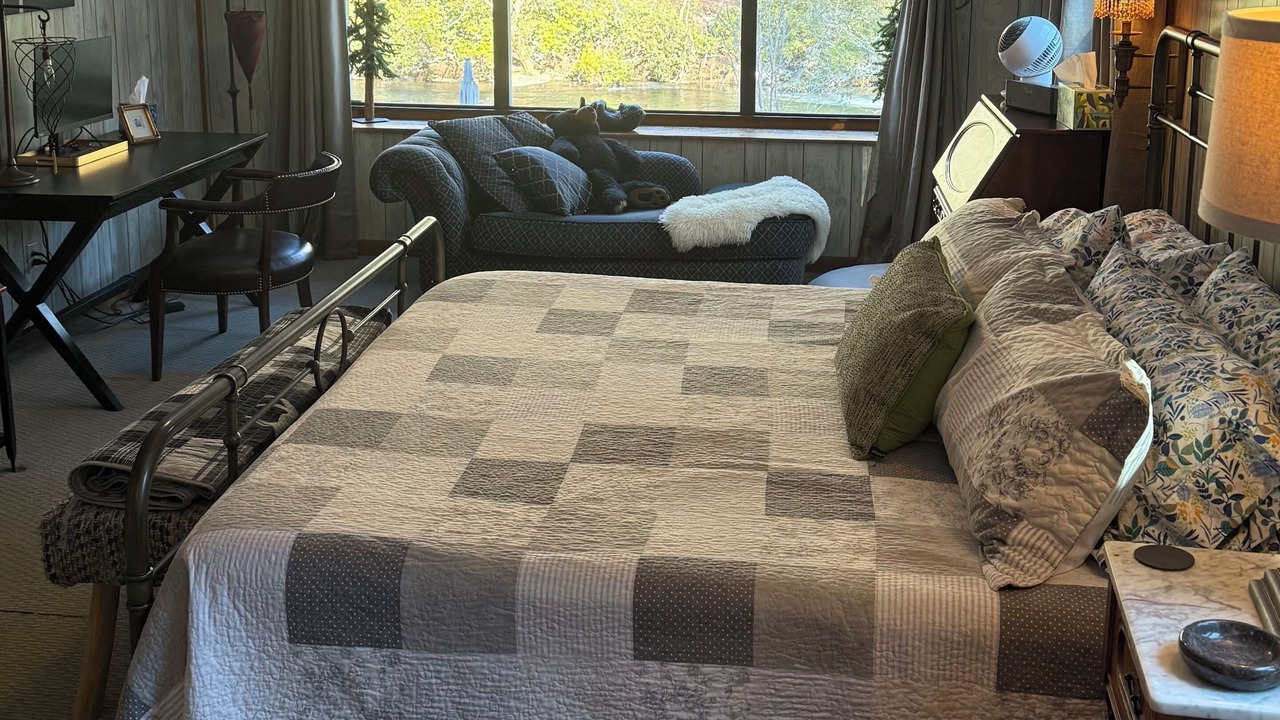 Photo of Bedroom in Blue Ridge