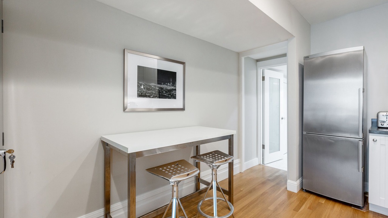 Photo of Others in Russian Hill