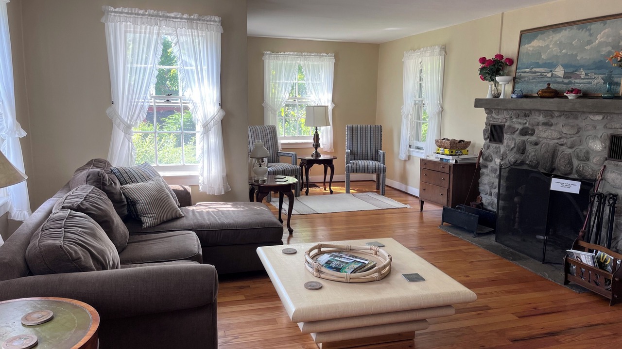 Photo of Bedroom in Canandaigua