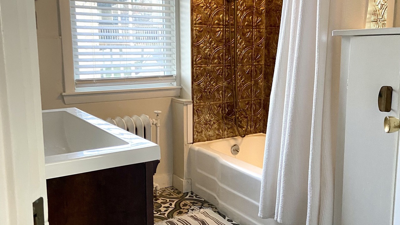 Photo of Bathroom in Nahant