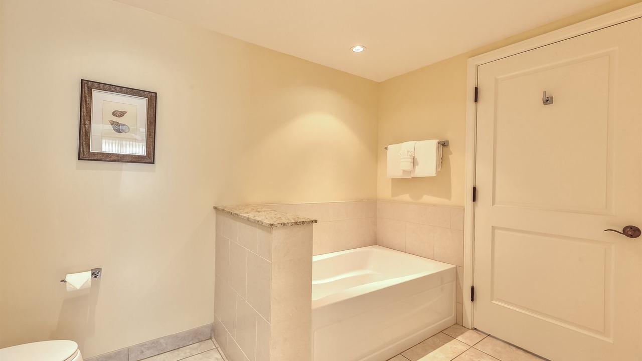 Photo of Bathroom in Honokowai