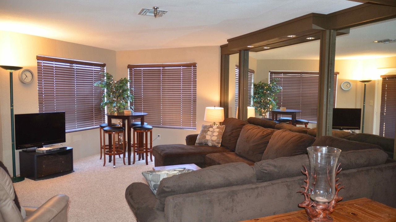 Photo of Livingroom in Seven Springs