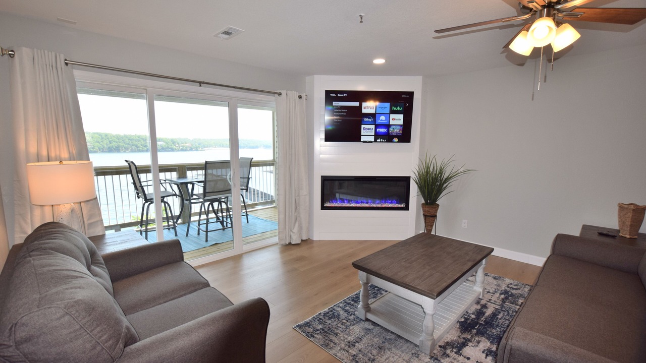 Photo of Livingroom in Osage Beach