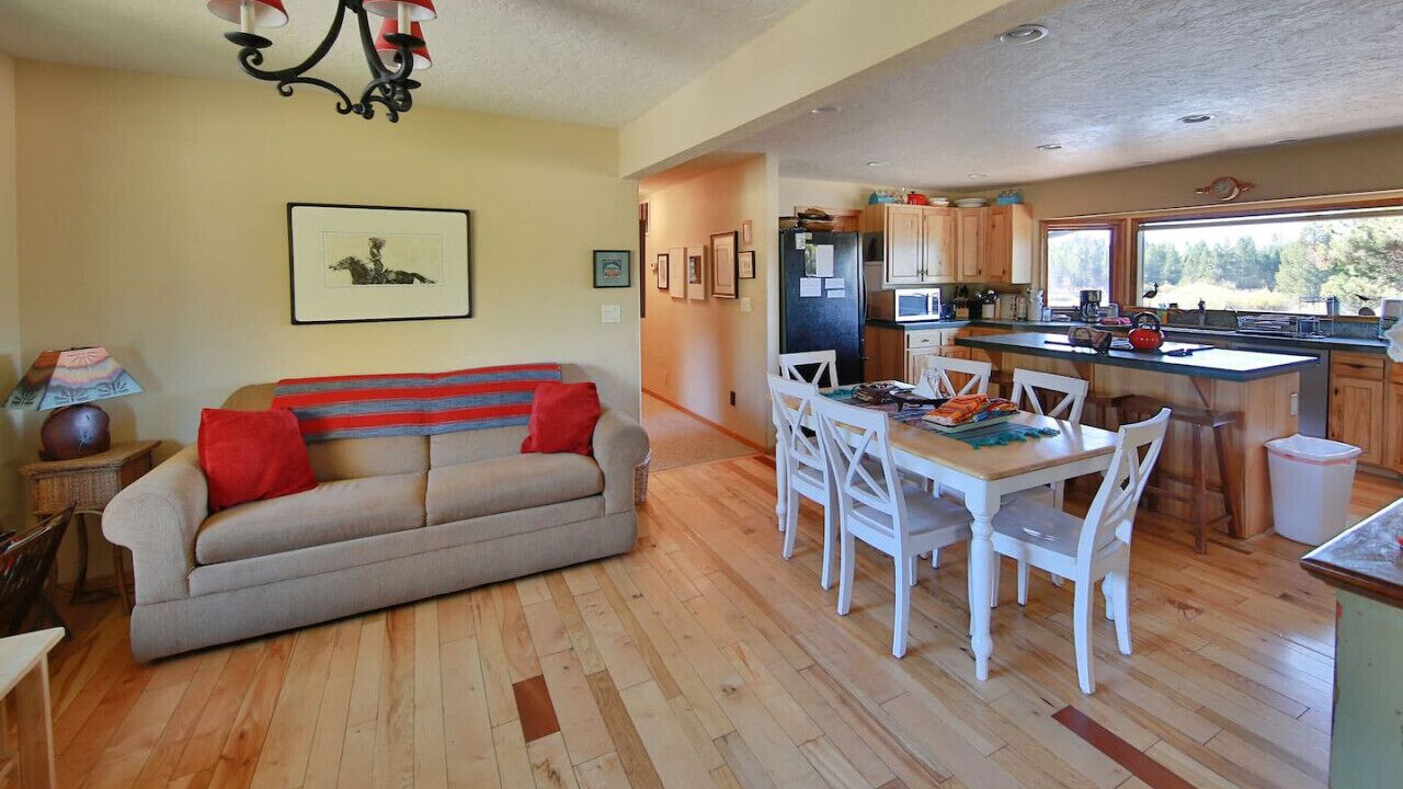 Photo of Bedroom in Oregon Water Wonderland