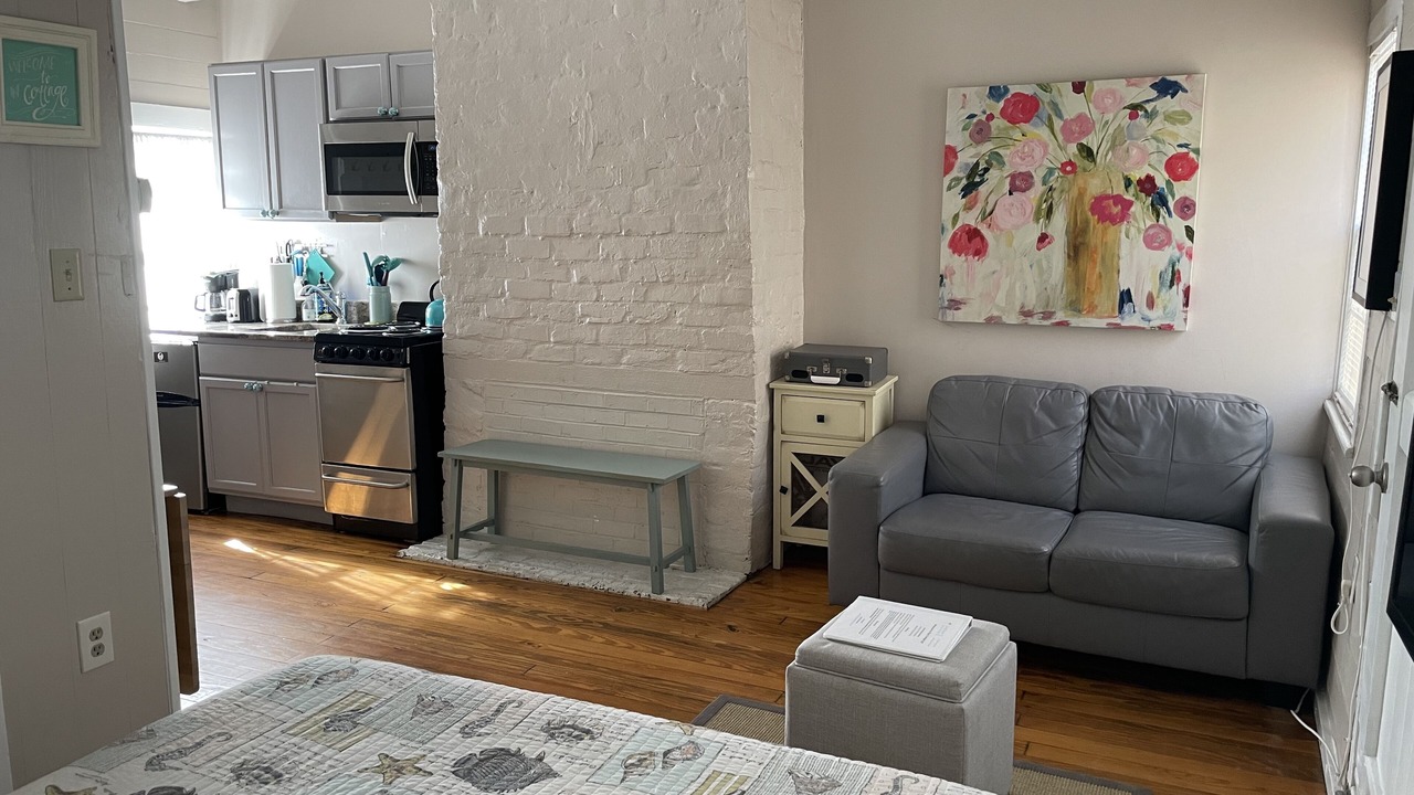 Photo of Bedroom in Beach Institute