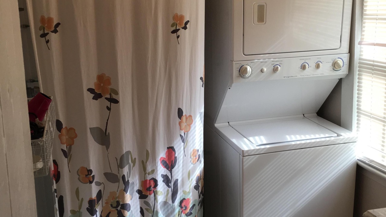 Photo of Bathroom in Beach Institute