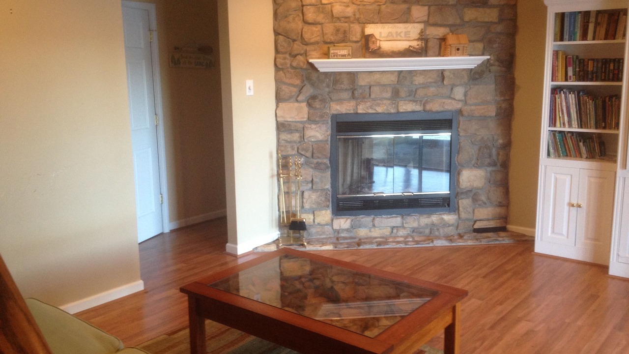 Photo of Livingroom in North Shore Acres