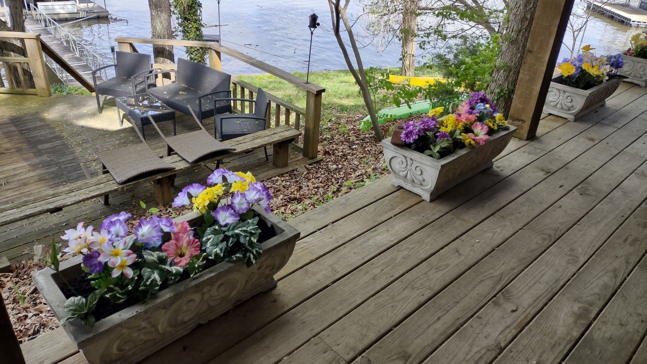 Photo of Patio Balcony in Climax Springs