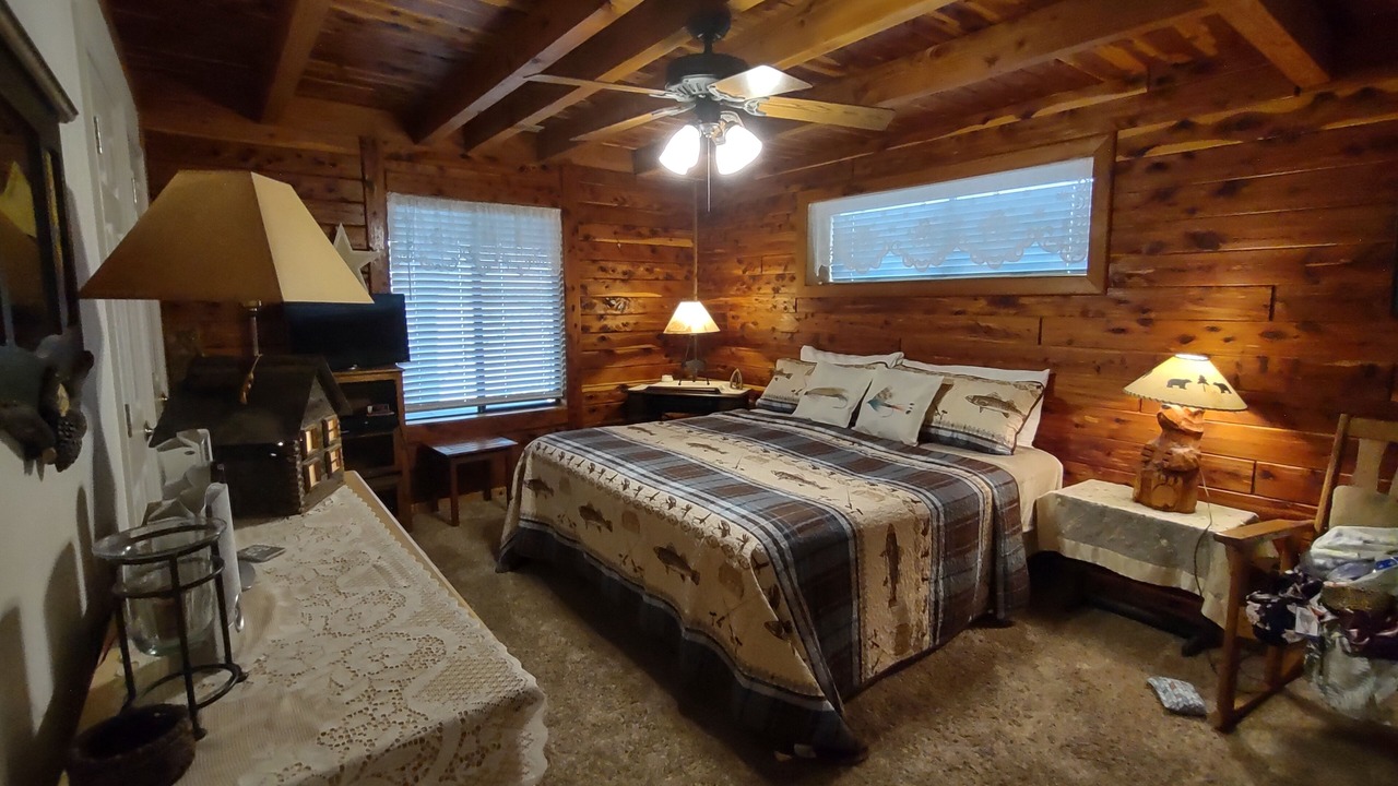 Photo of Bedroom in Climax Springs