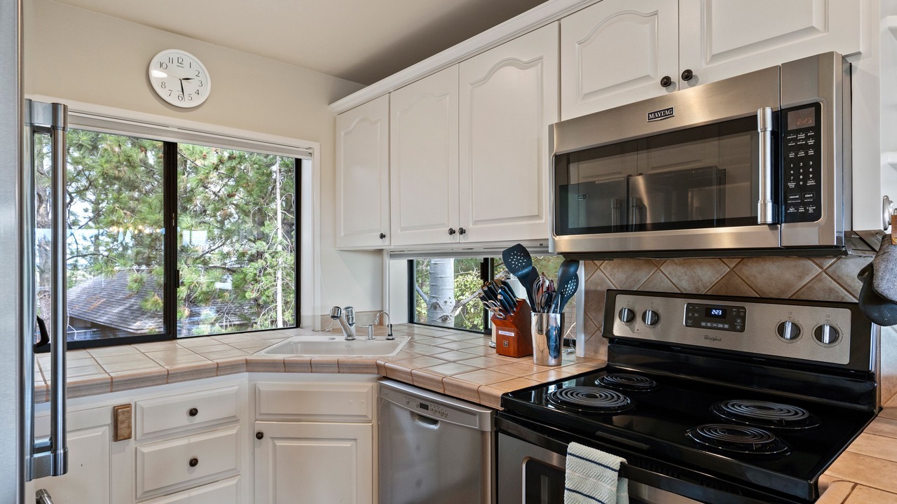 Photo of Kitchen in Century West