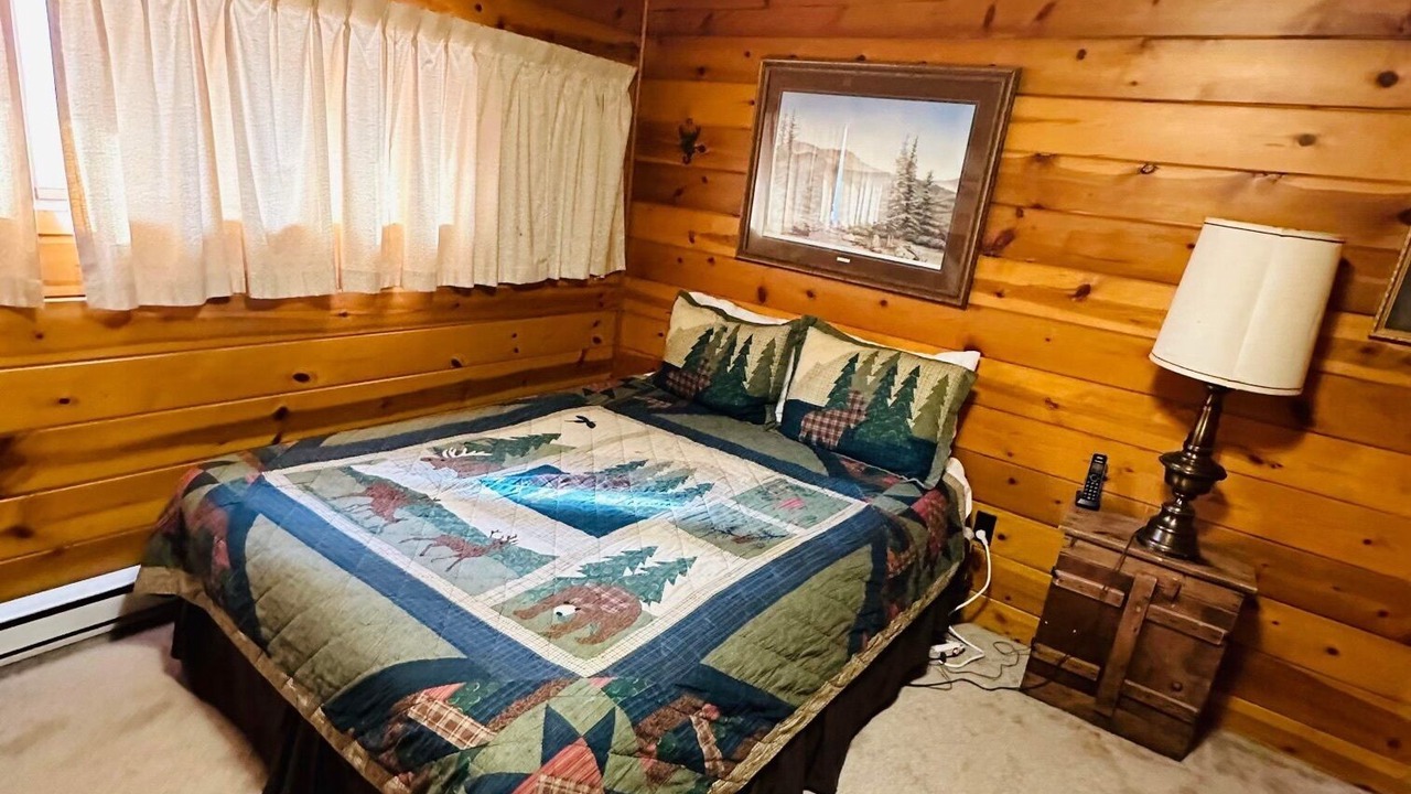 Photo of Bedroom in Charter Hills