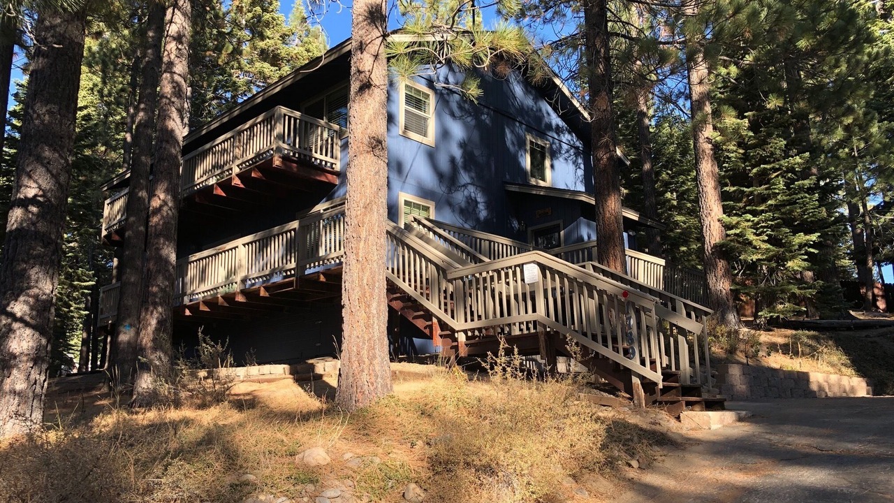 Photo of Outdoor in Country Club Estates