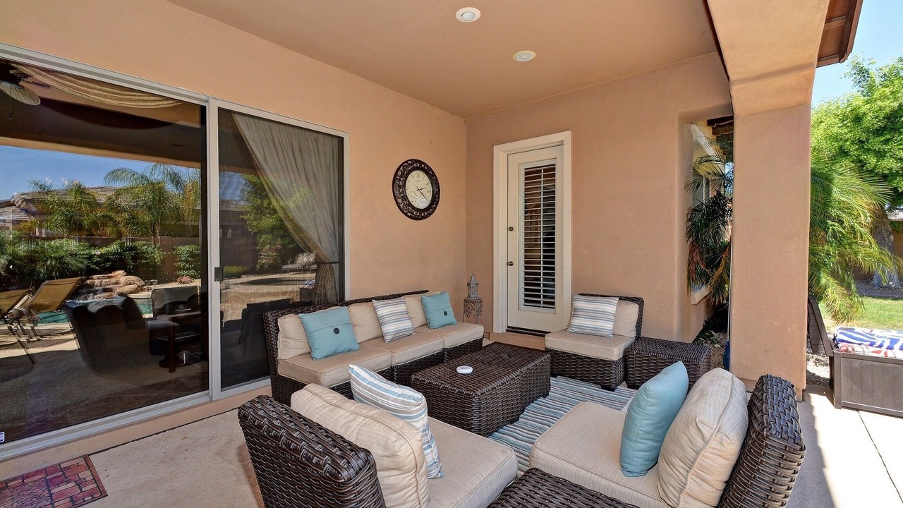 Photo of Patio Balcony in Palm Valley