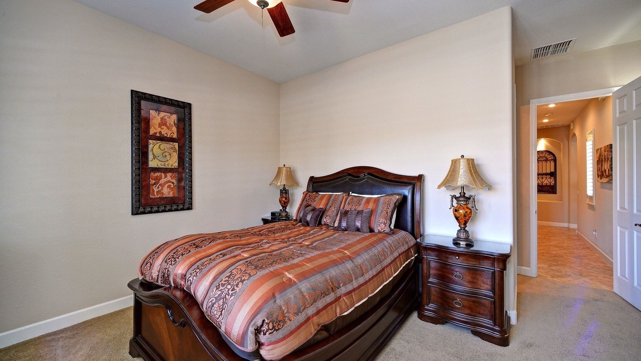 Photo of Bedroom in Palm Valley