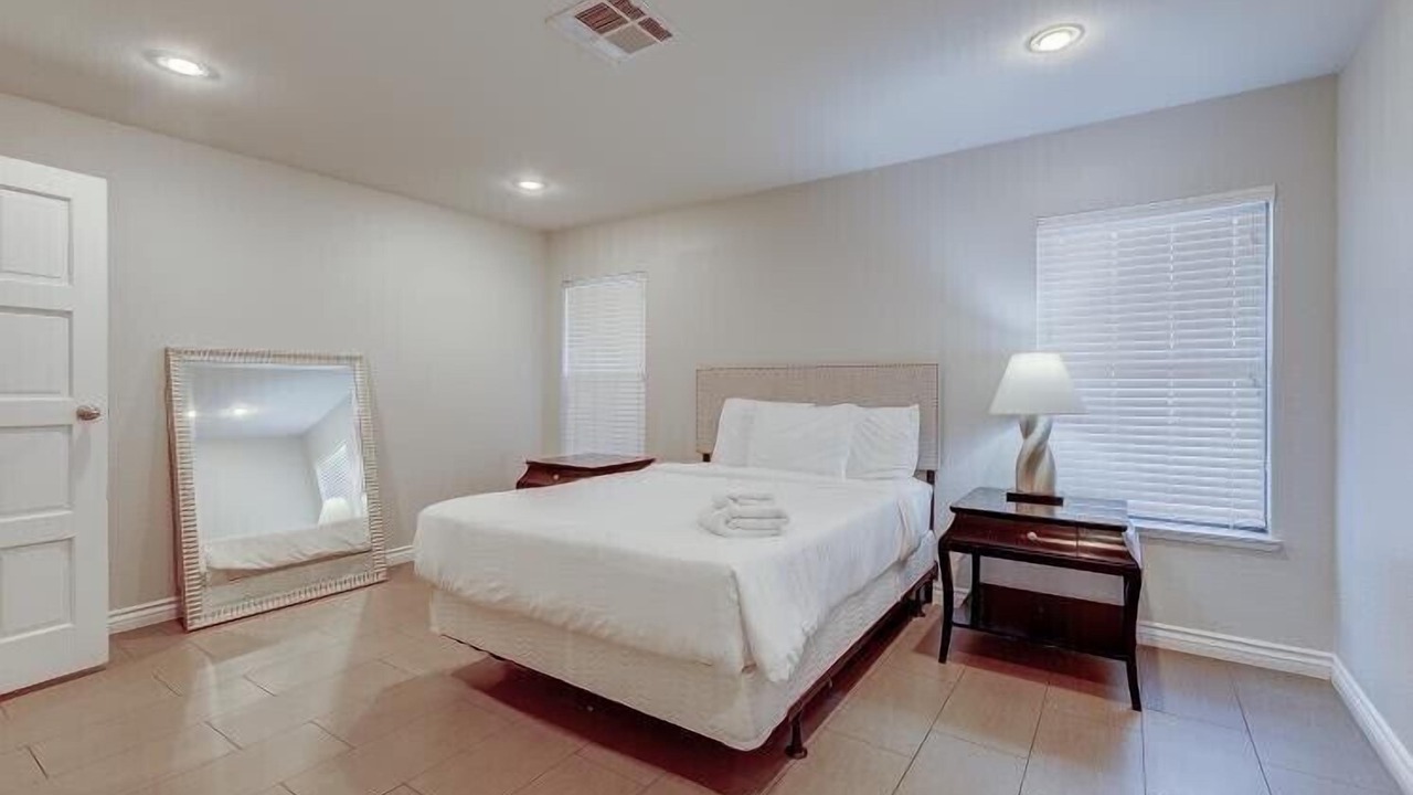 Photo of Bedroom in Rancho Oakey