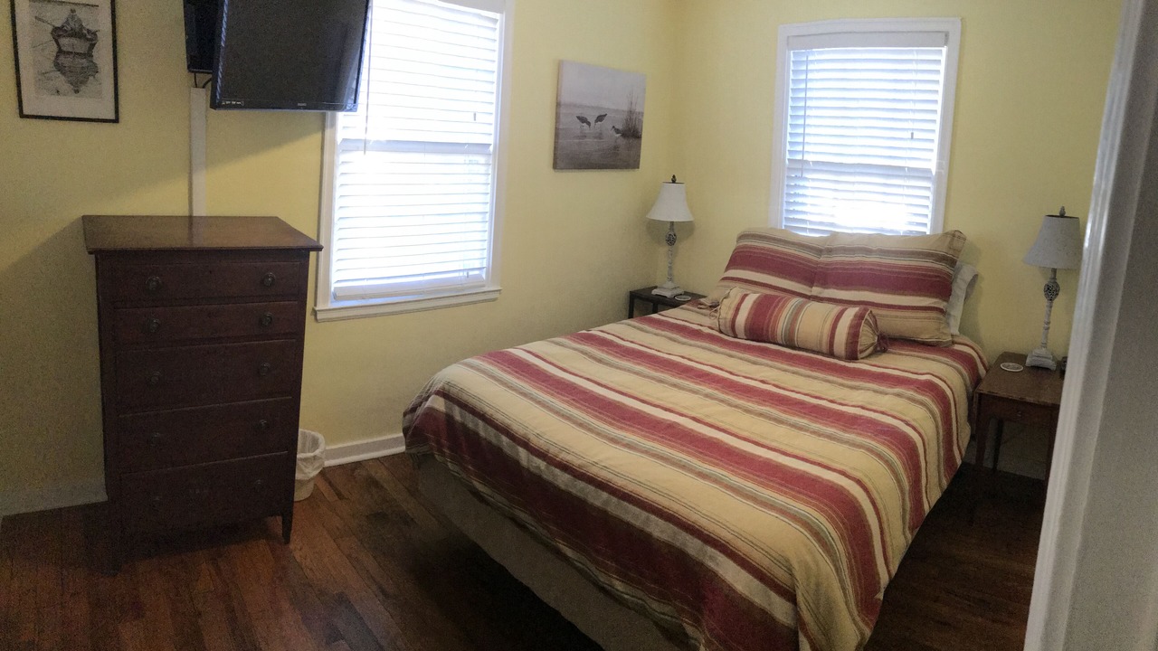 Photo of Others in Saint Simons Heights