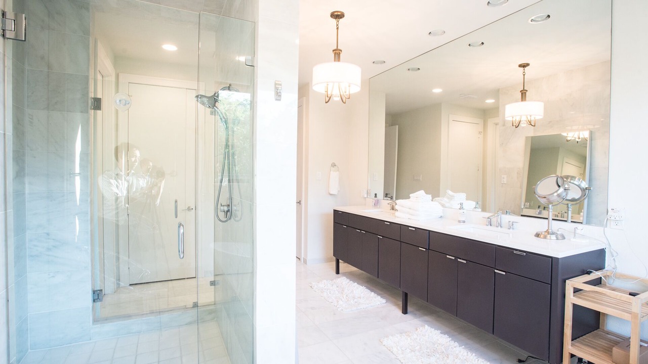 Photo of Bathroom in Park Cities