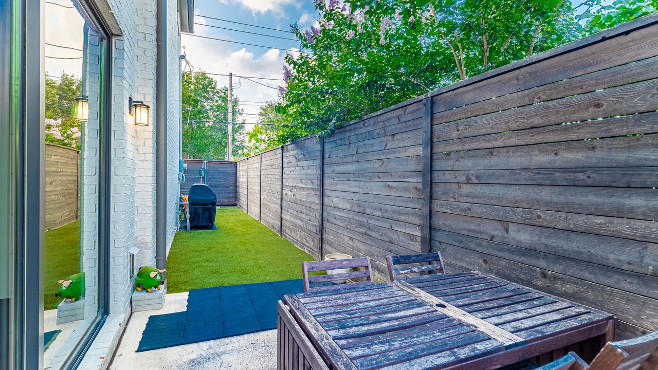Photo of Outdoor in Park Cities