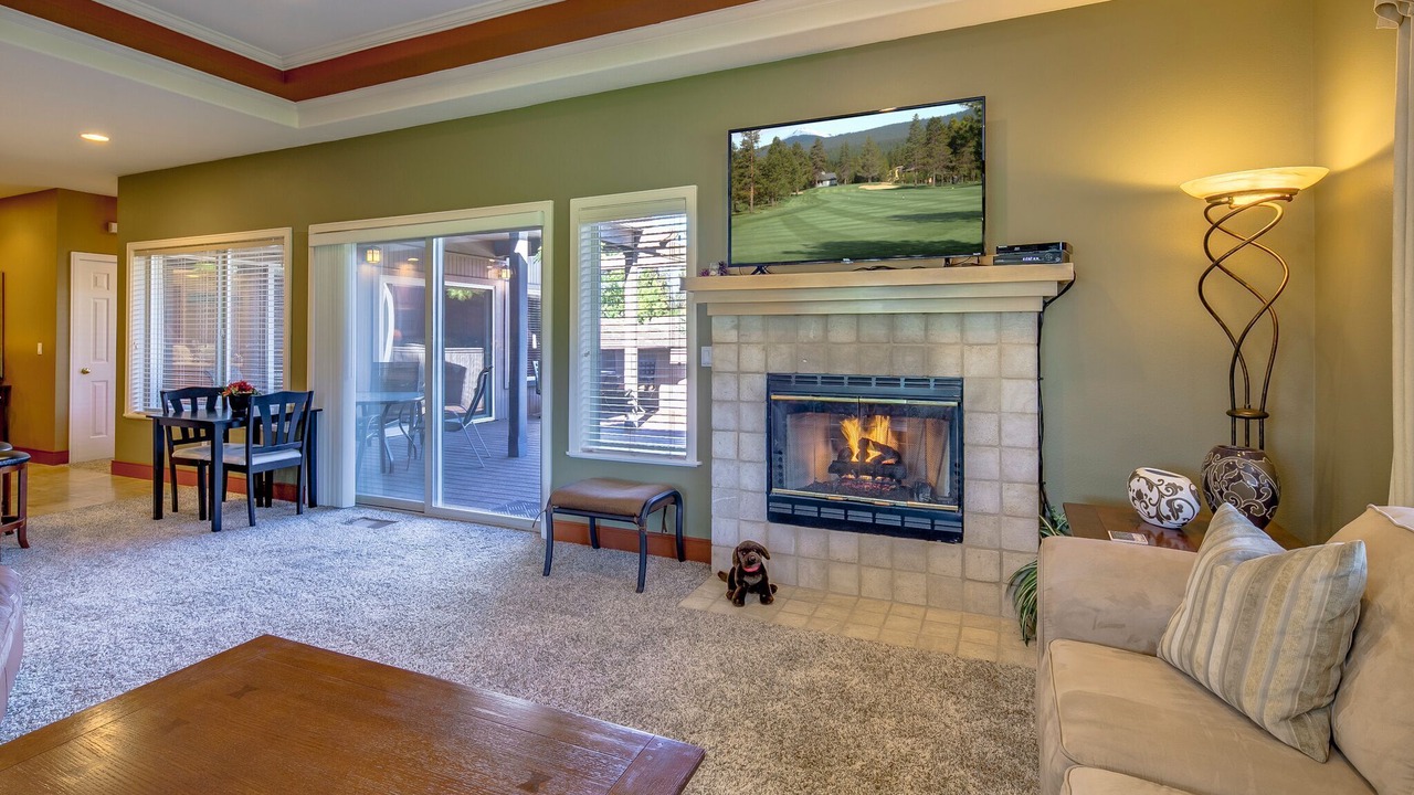 Photo of Livingroom in Broken Top