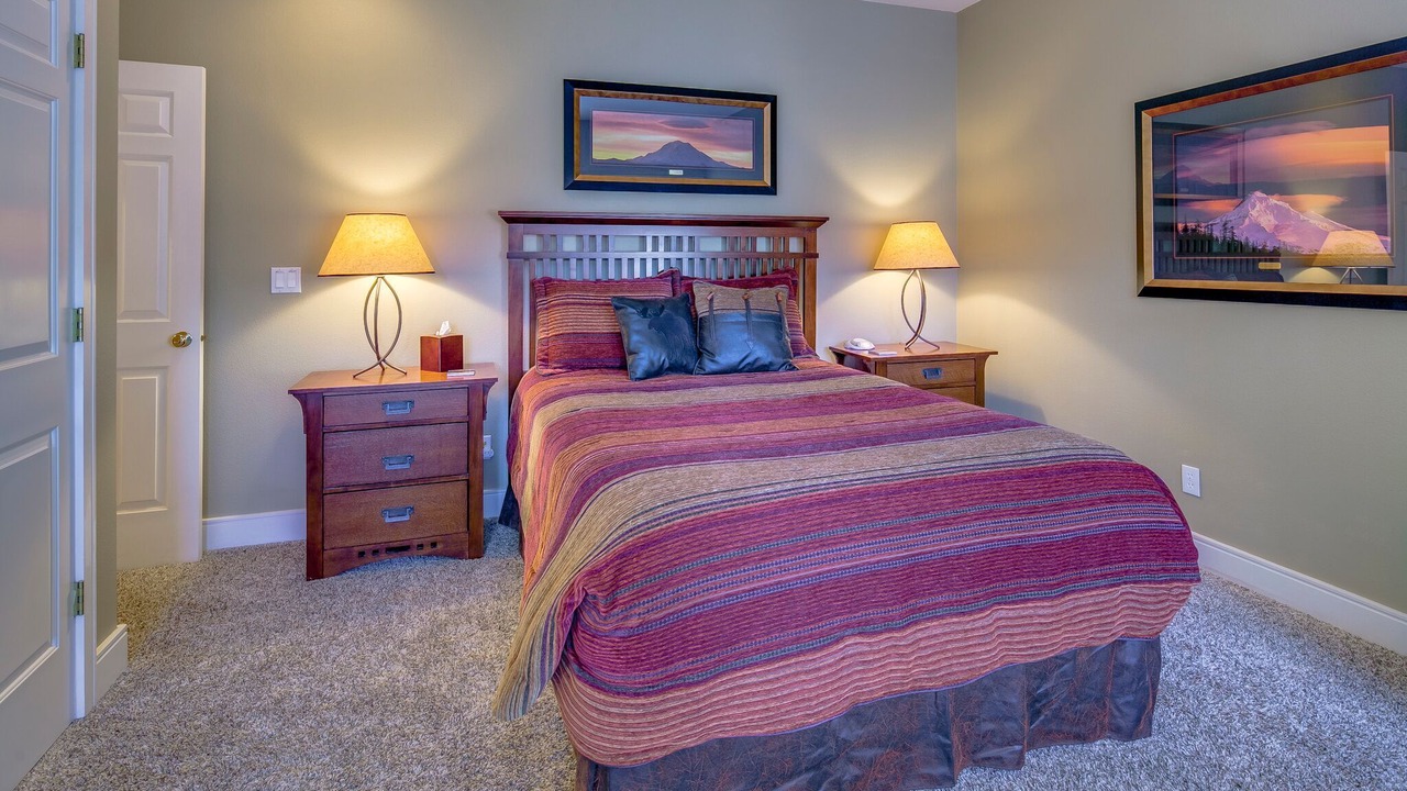 Photo of Bedroom in Broken Top