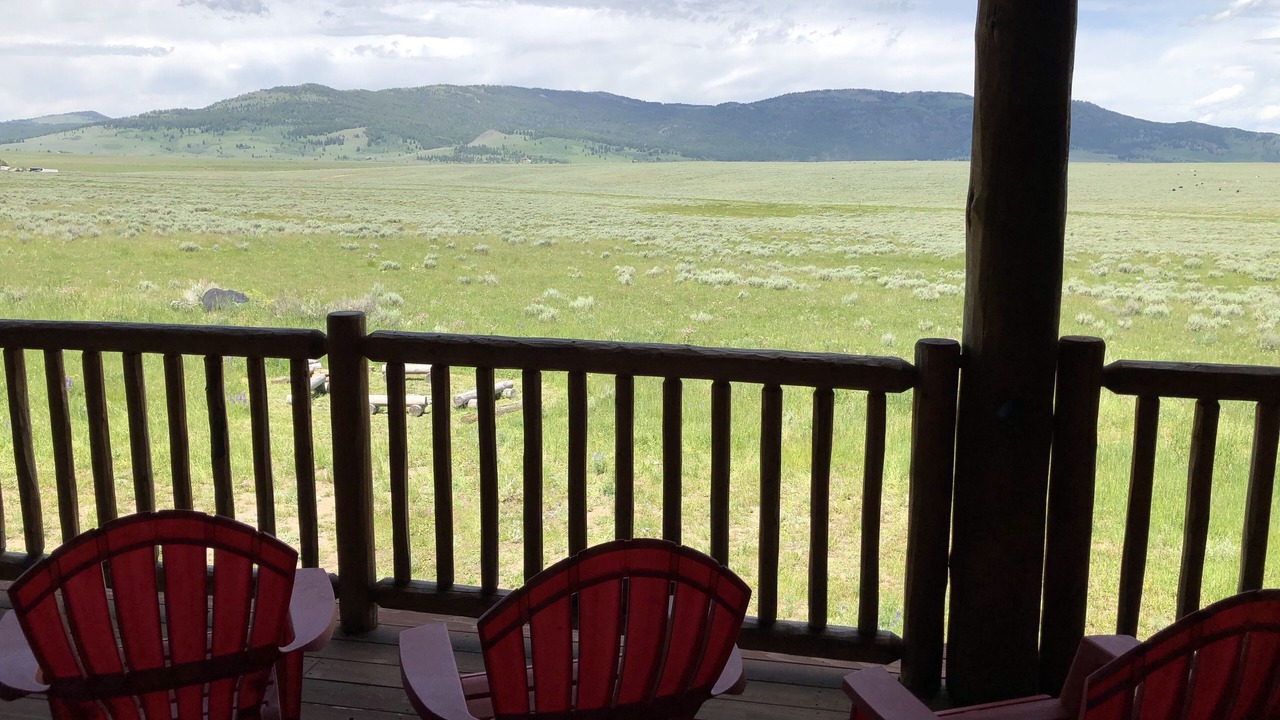 Photo of Patio Balcony in Island Park