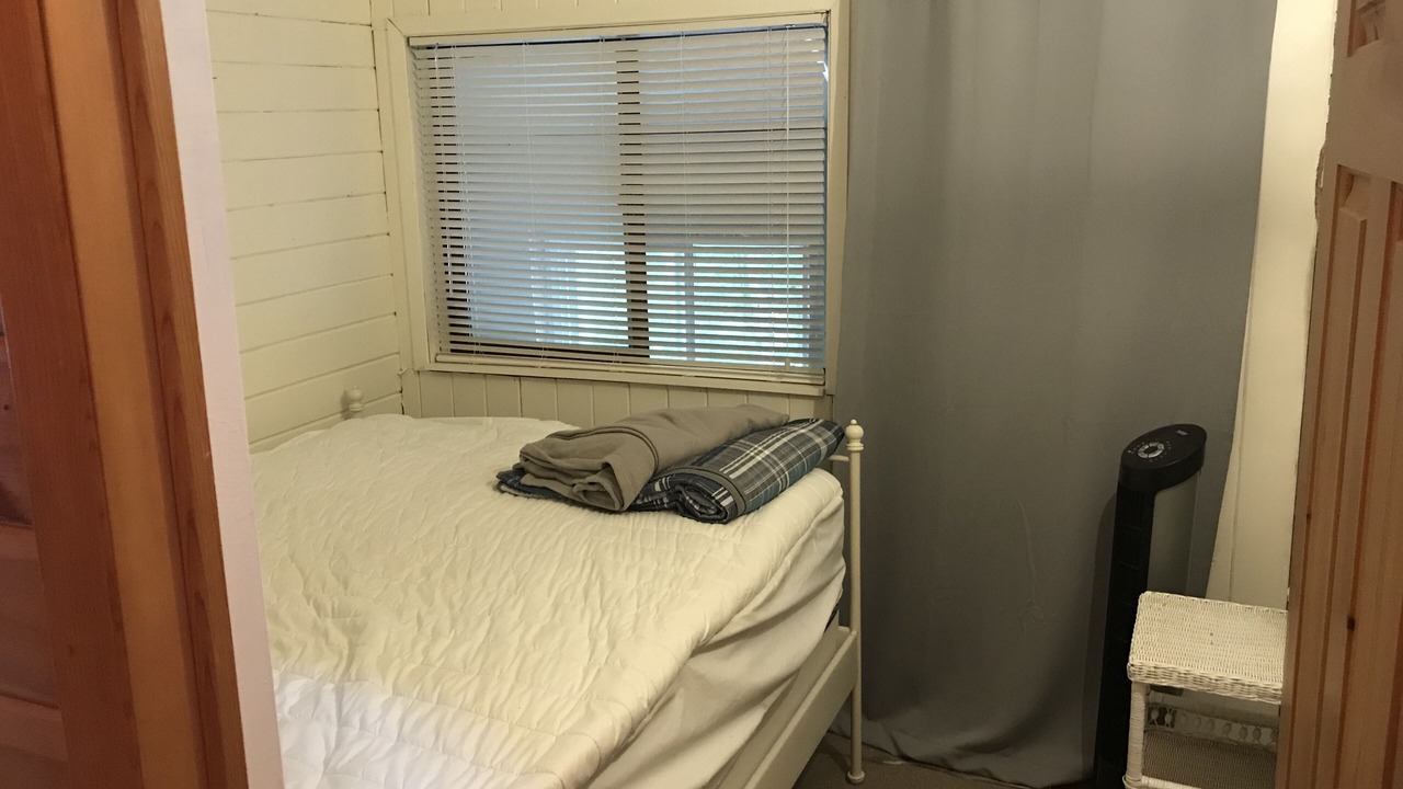 Photo of Bedroom in Dysart et al