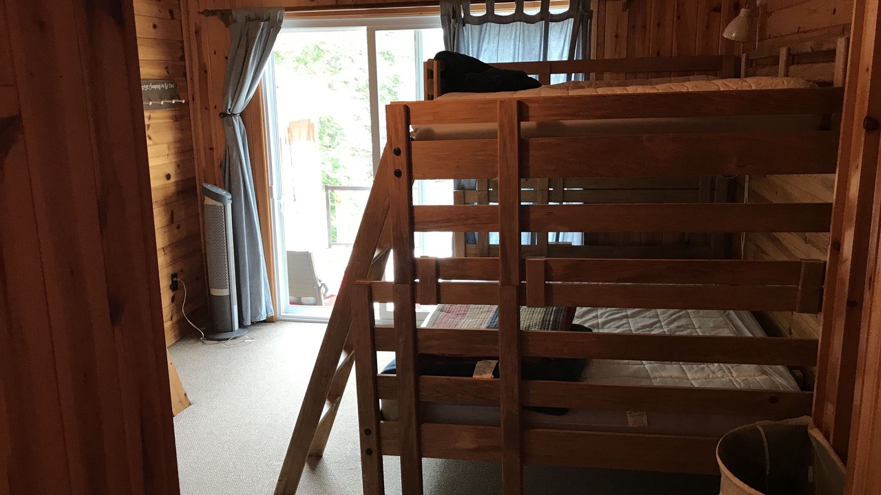 Photo of Bedroom in Dysart et al
