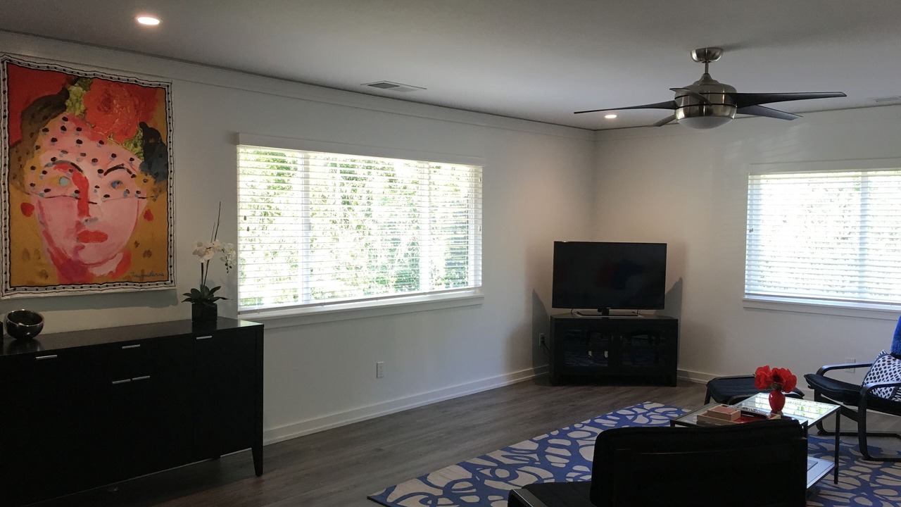 Photo of Bedroom in Geyserville