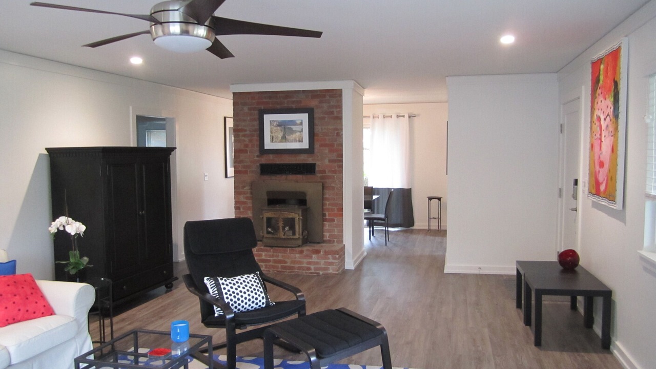Photo of Bedroom in Geyserville