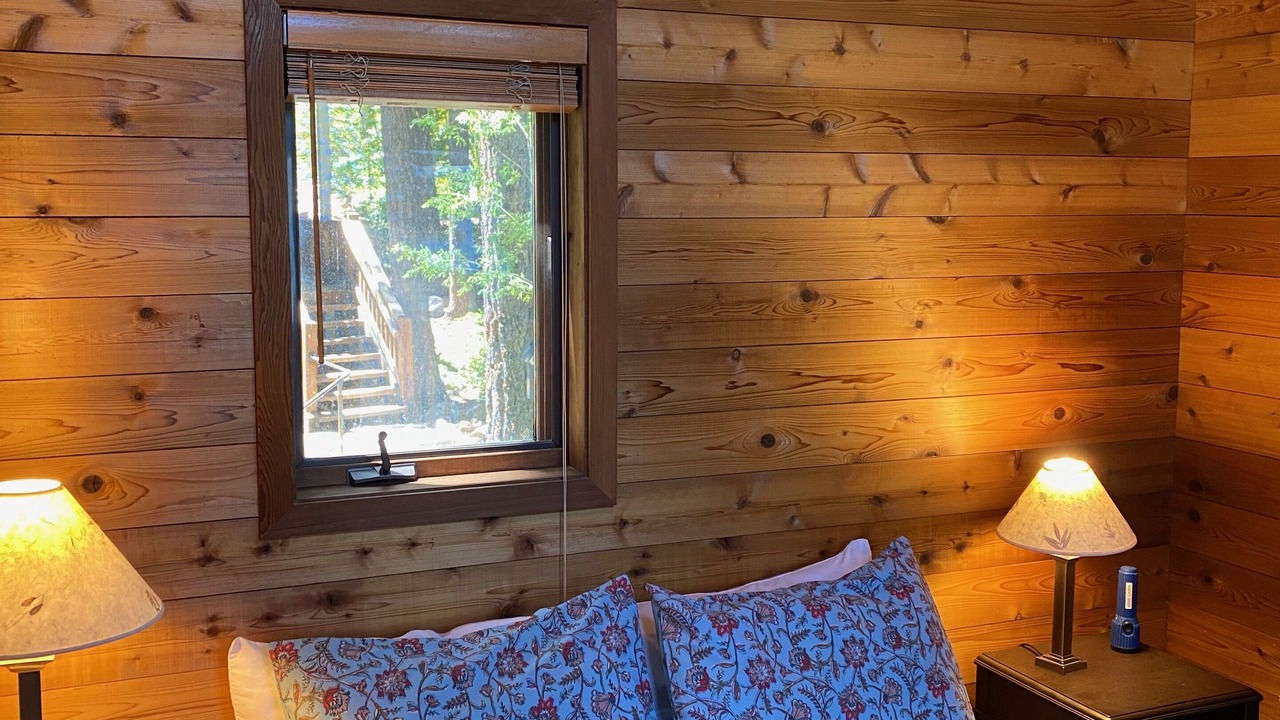 Photo of Bedroom in Carnelian Bay