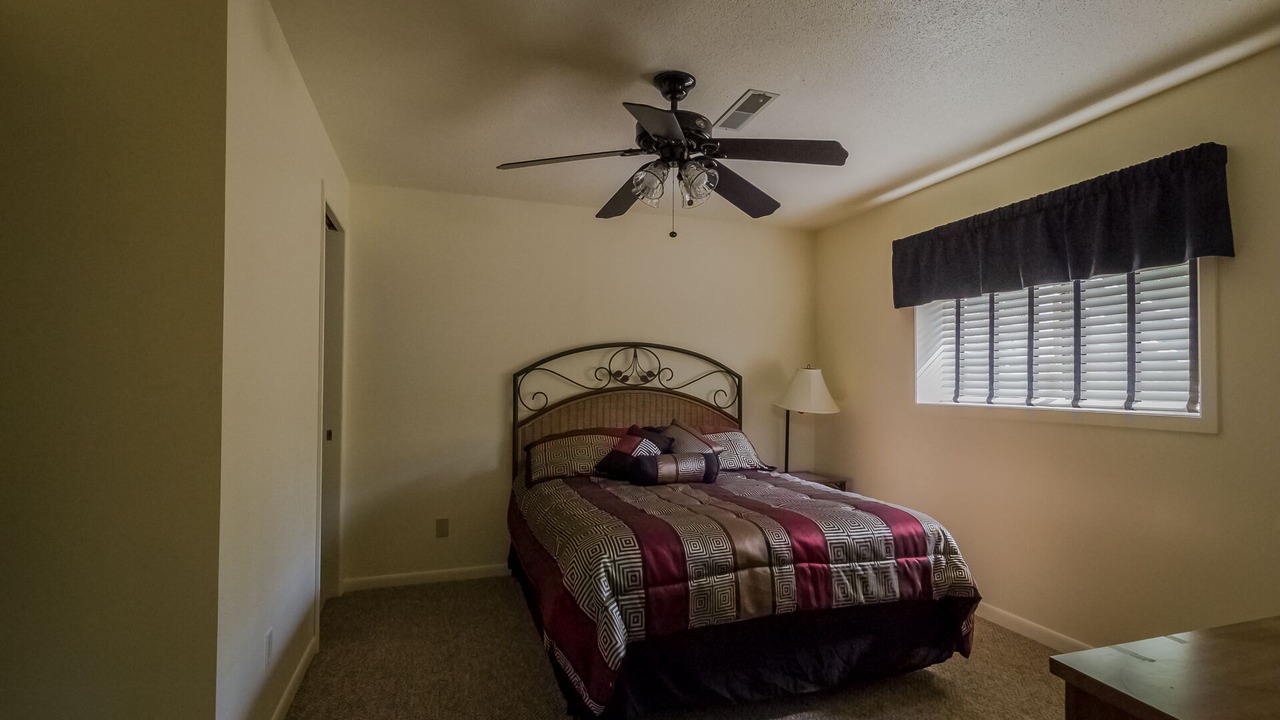 Photo of Bedroom in Sunrise Beach