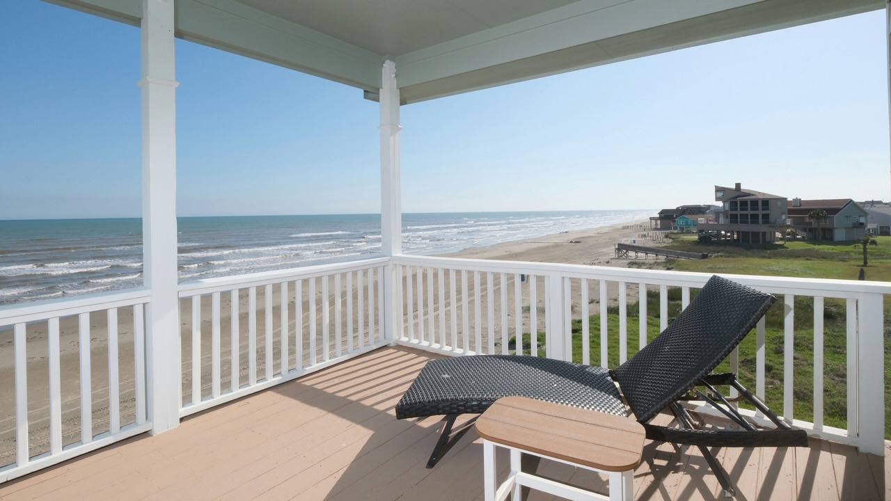 Photo of Patio Balcony in Hershey Beach