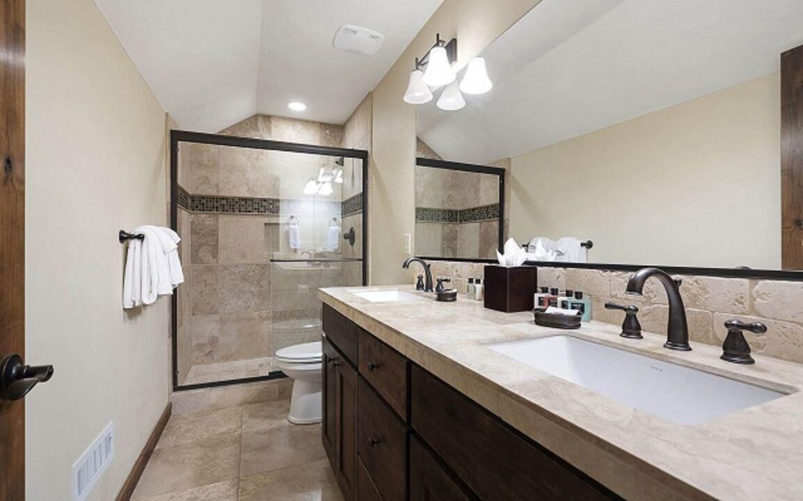Photo of Bathroom in Cle Elum