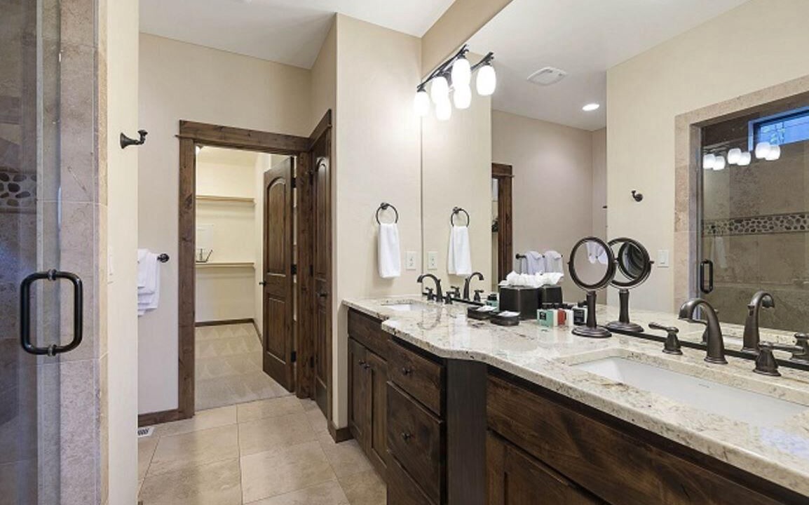 Photo of Bathroom in Cle Elum