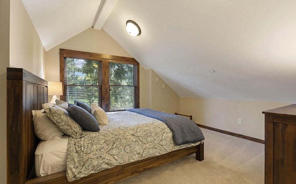 Photo of Bedroom in Cle Elum