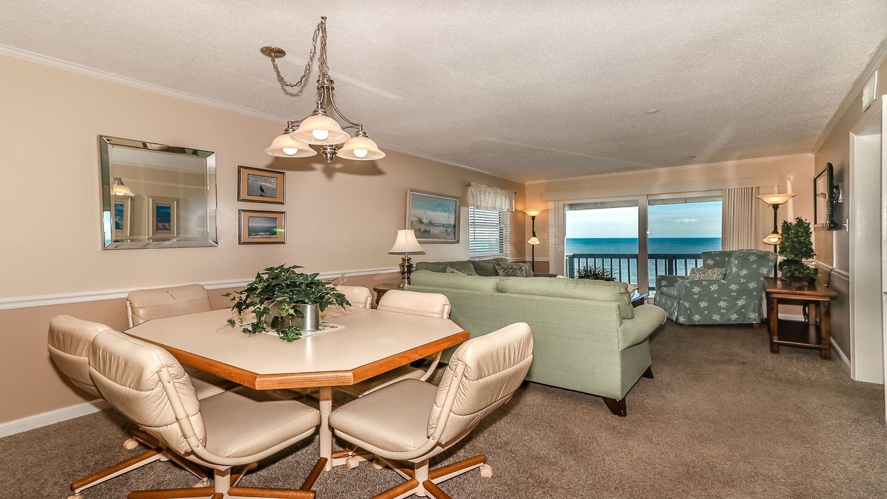 Photo of Livingroom in Garden City