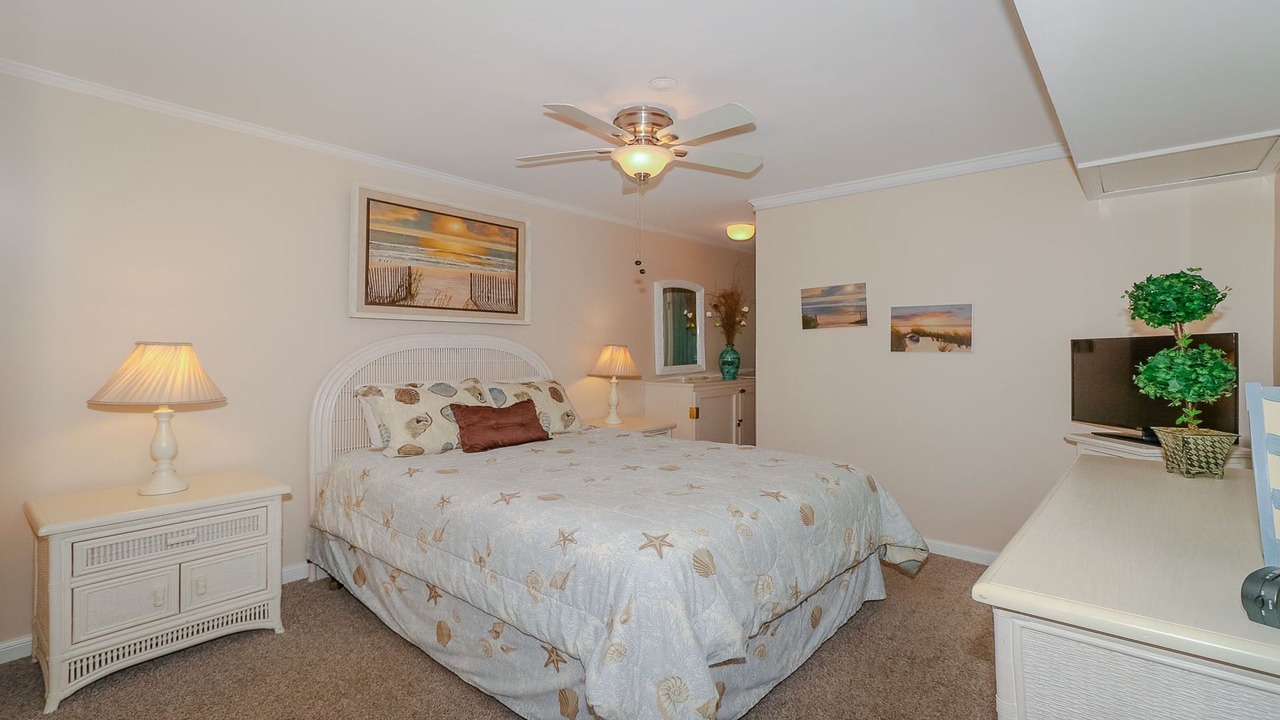 Photo of Bedroom in Garden City