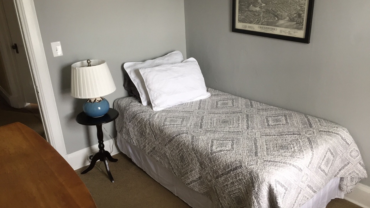 Photo of Bedroom in Saugerties