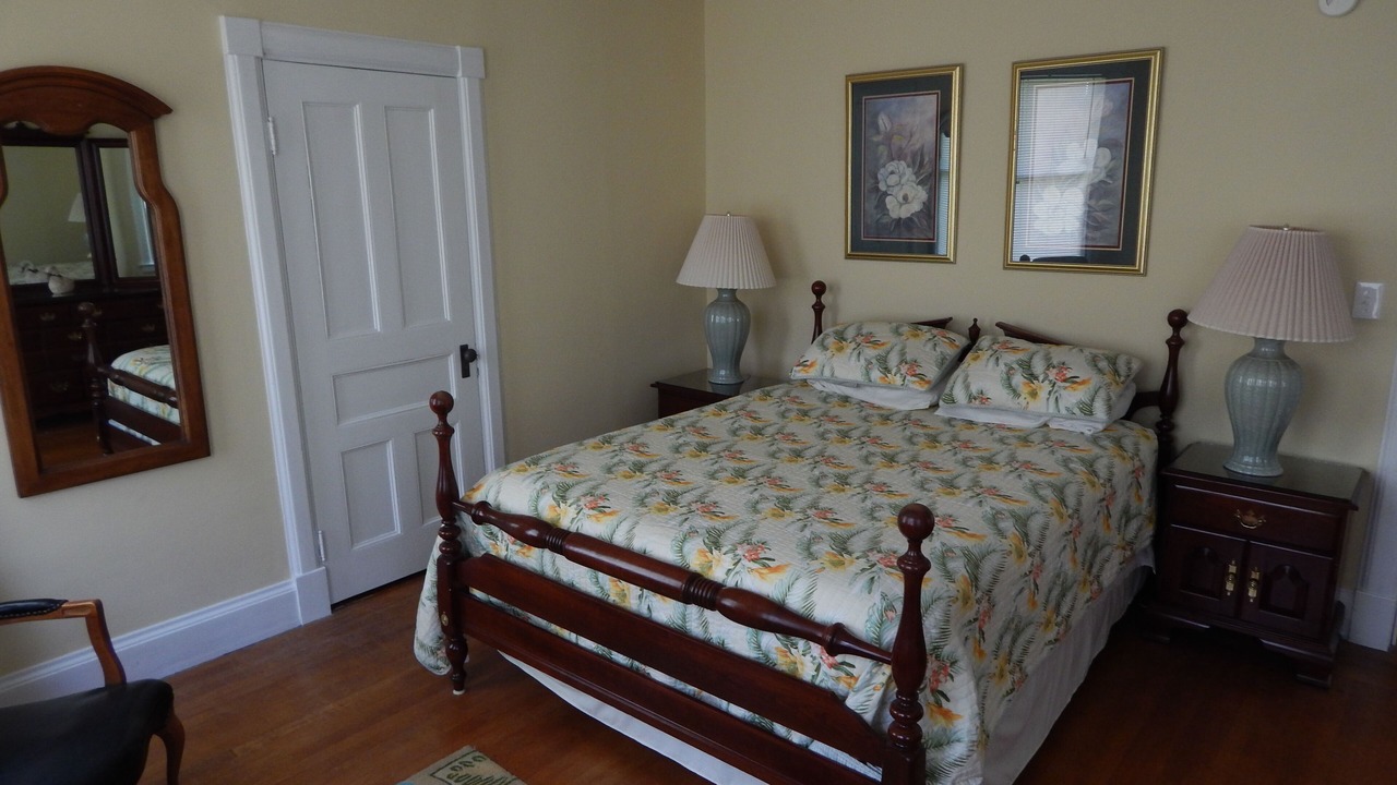 Photo of Bedroom in Saugerties