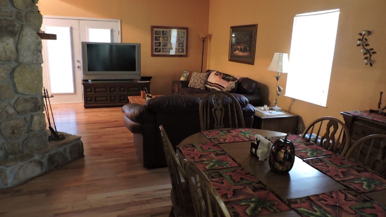 Photo of Others in Murphy