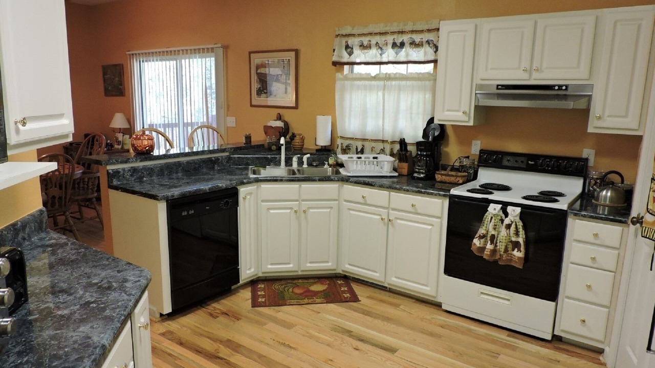 Photo of Others in Murphy