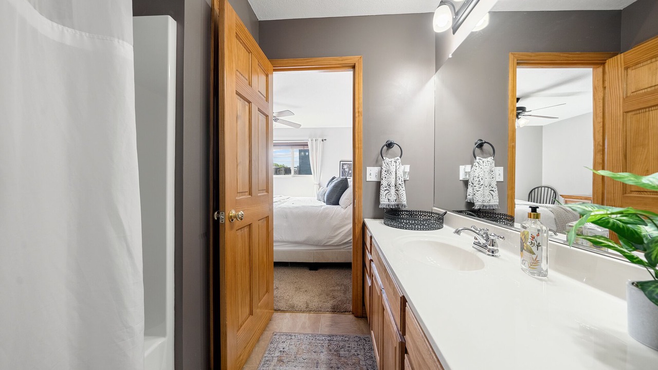 Photo of Bathroom in Lakeside Estates