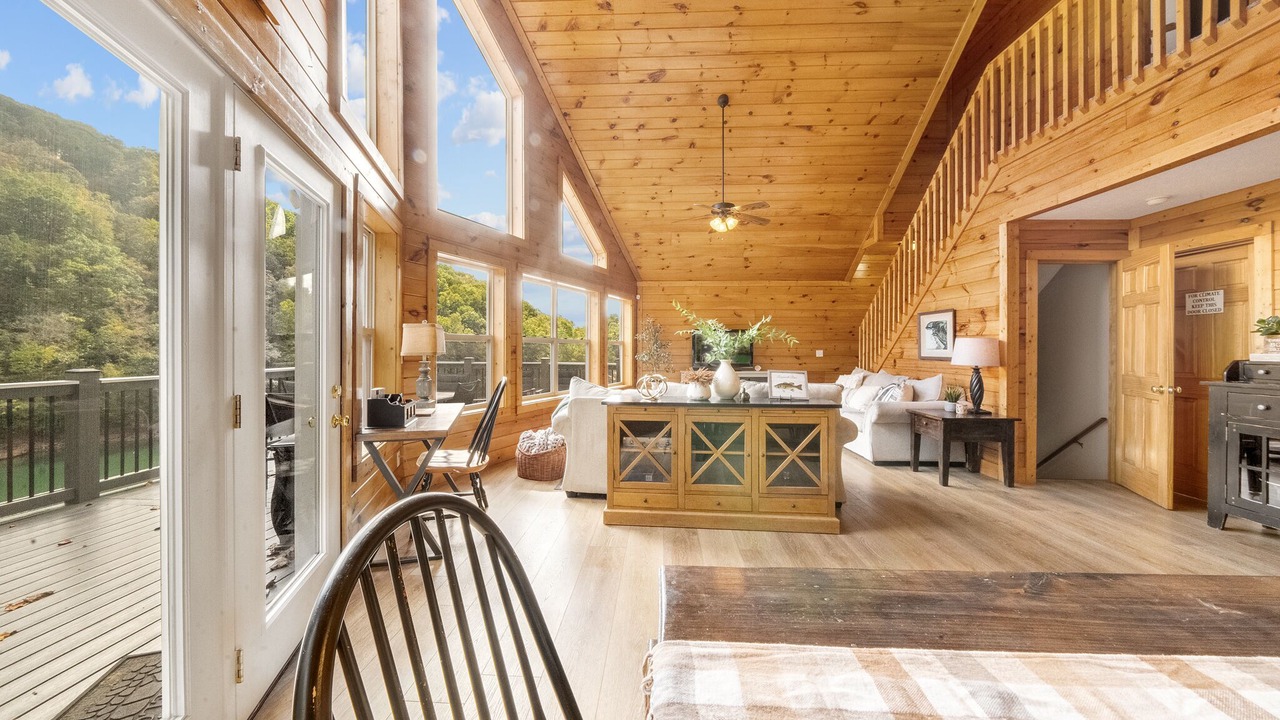 Photo of Others in Lakeside Estates