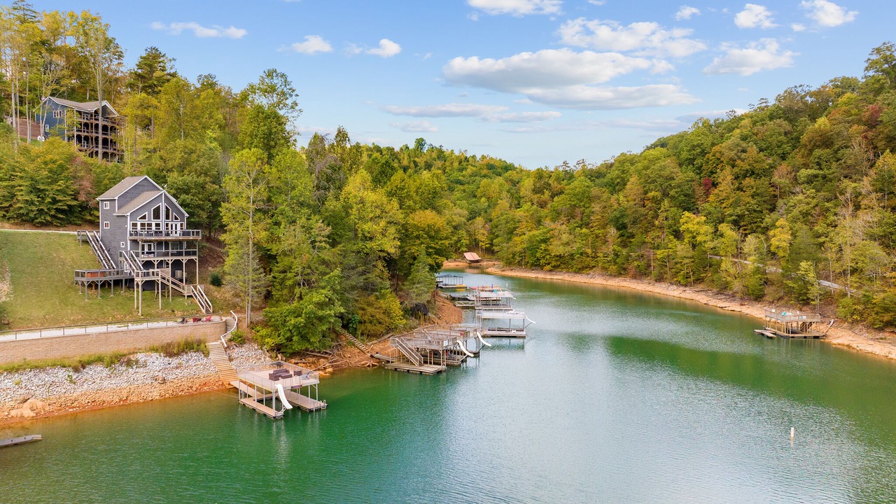 Photo of Others in Lakeside Estates