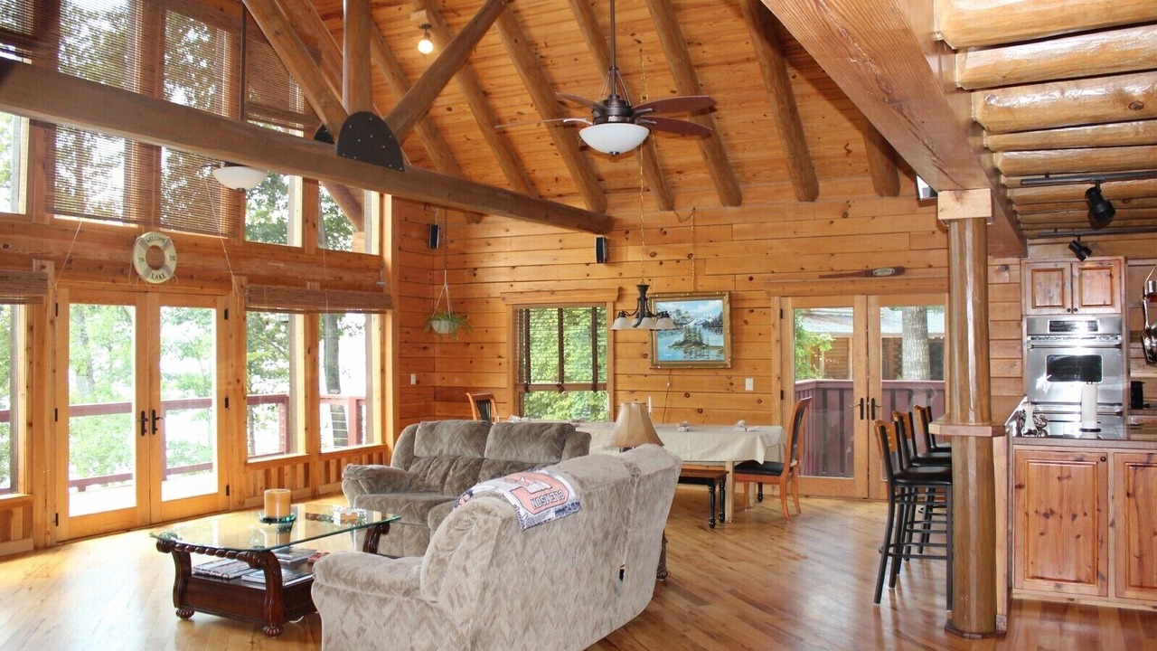 Photo of Bedroom in Six Mile