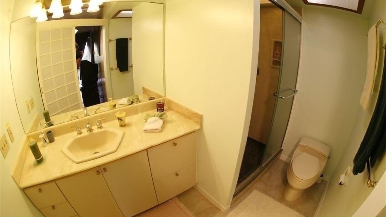 Photo of Bathroom in Makaha