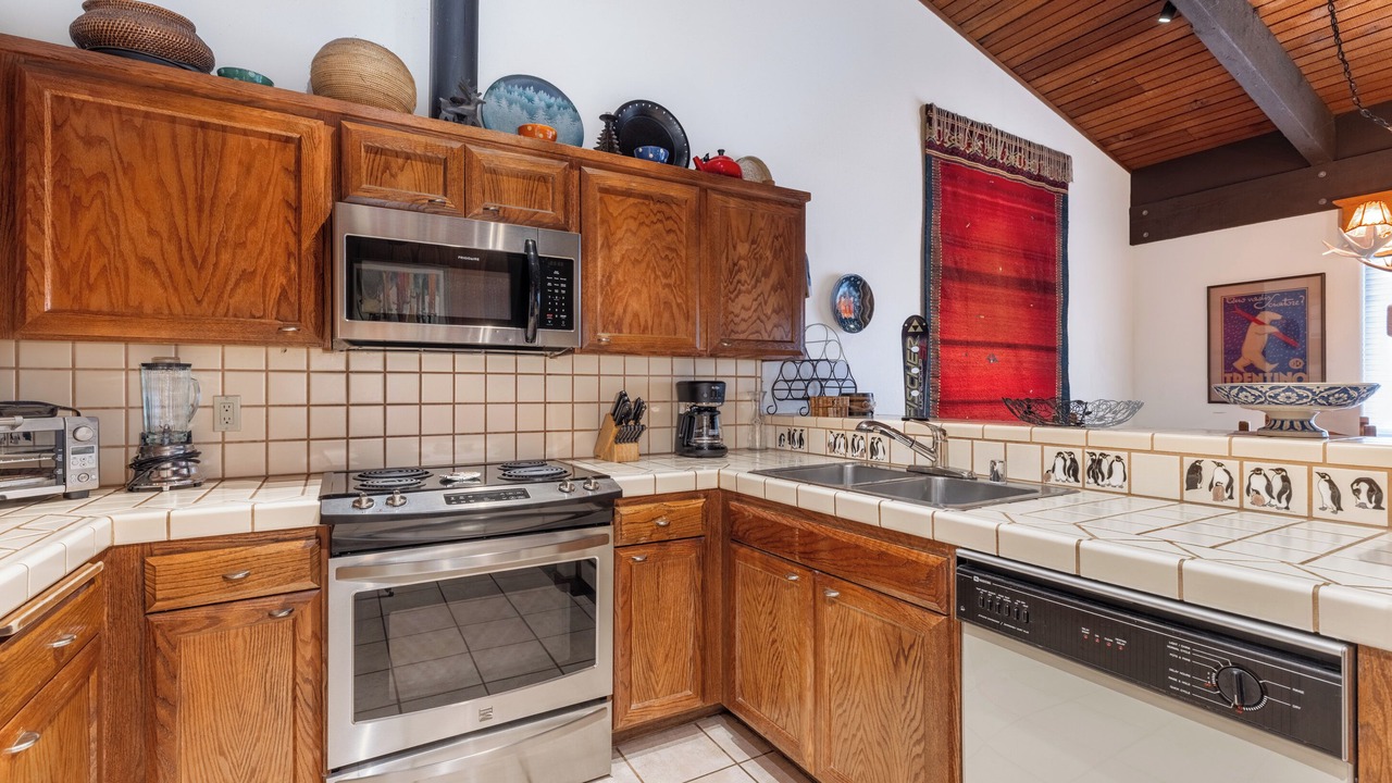 Photo of Kitchen in Mammoth Lakes