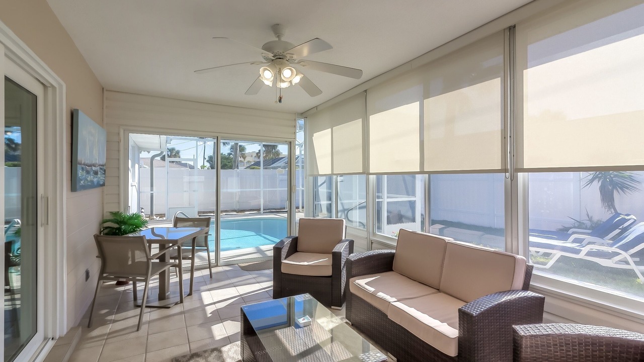 Photo of Bedroom in Fairwinds Estates